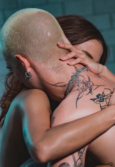 Anitta: Mil veces (Music Video)