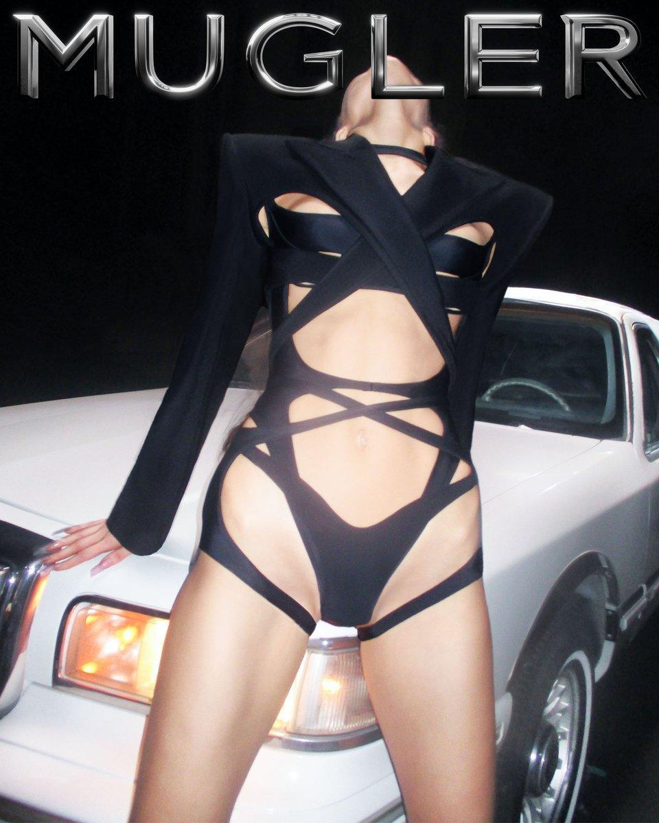 Mugler: Spring Summer 2022 (C)