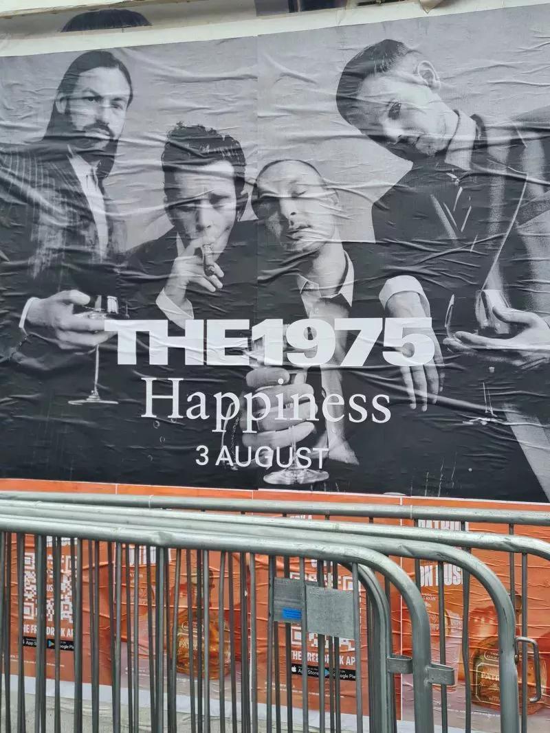 The 1975: Happiness (Vídeo musical)