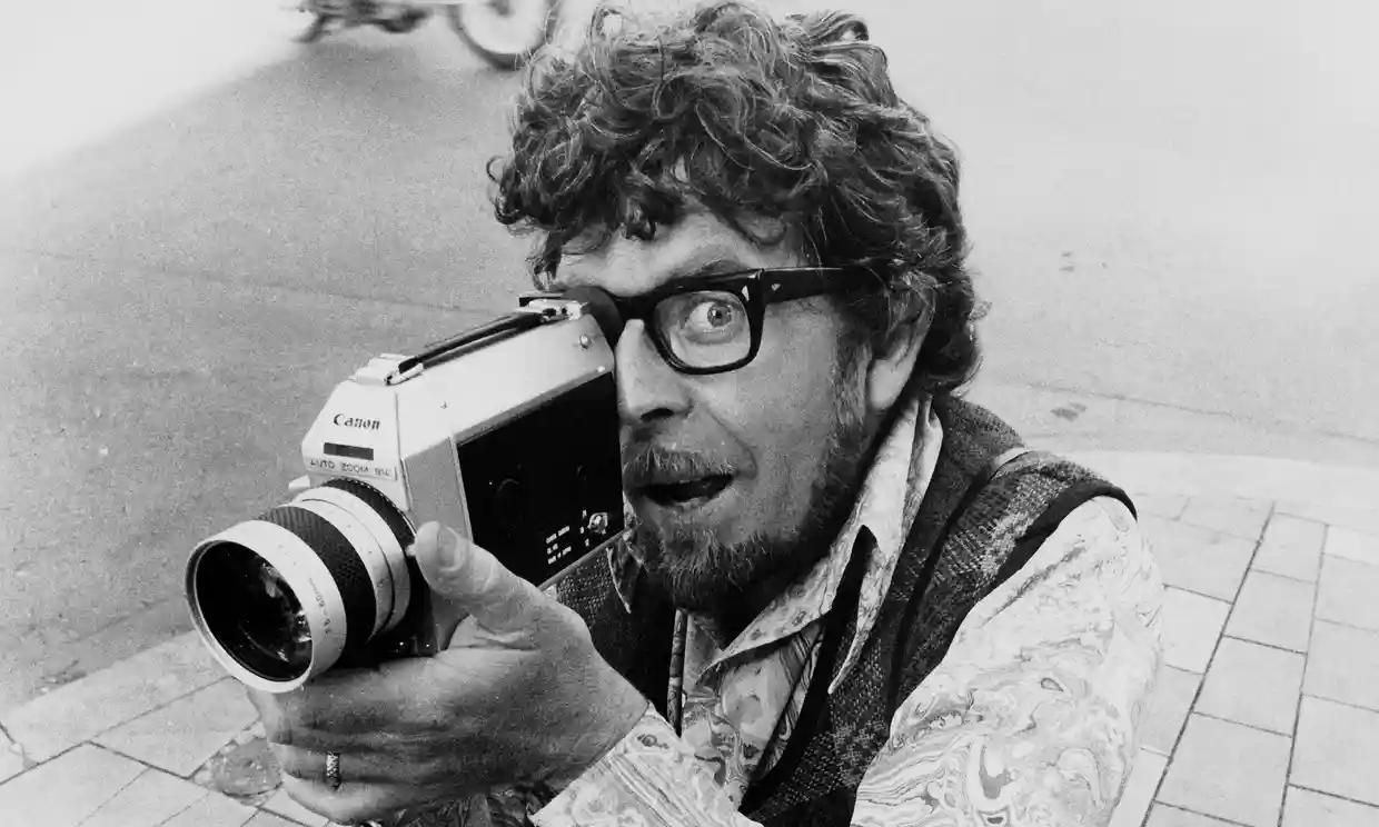 Rolf Harris: Hiding in Plain Sight (Serie de TV)