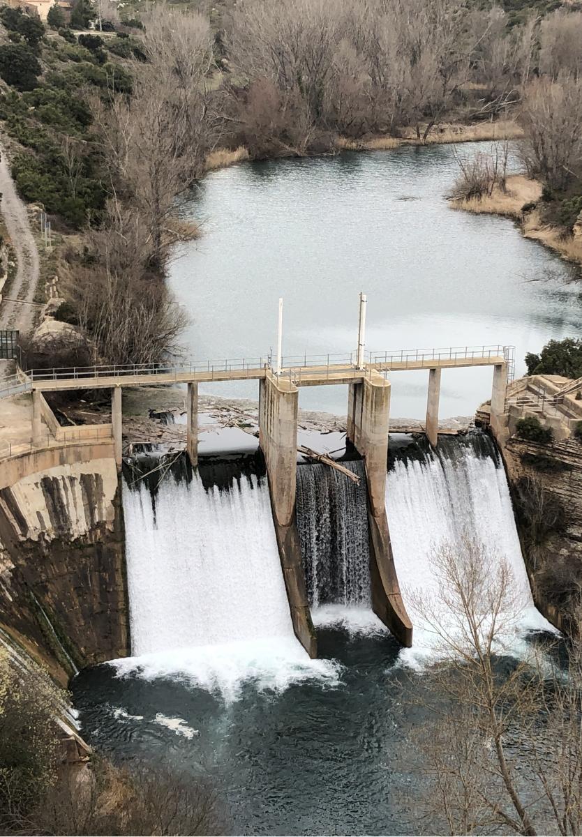 El agua en la balanza (TV)