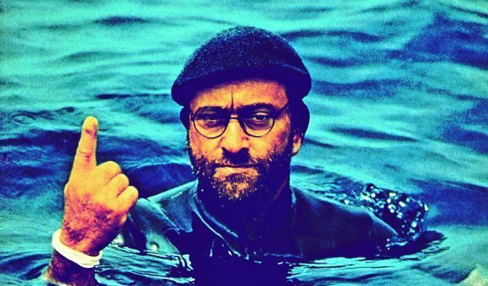 Lucio Dalla: Come è profondo il mare (Music Video)