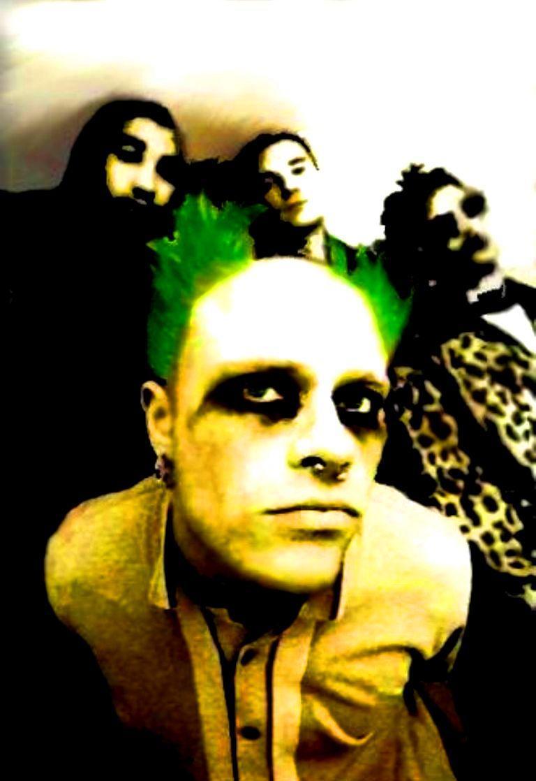 The Prodigy: Breathe (Music Video)