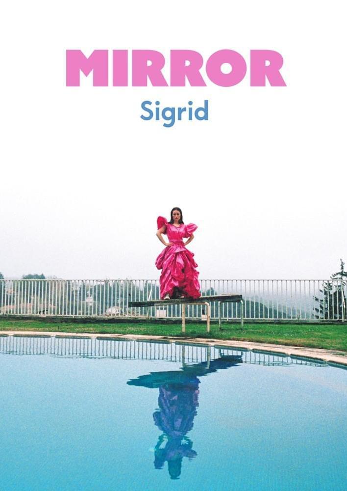 Sigrid: Mirror (Music Video)